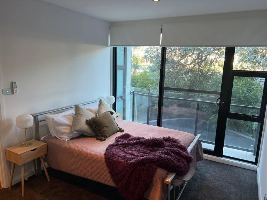Large Executive 3 Bedroom Yarralumla Ngoại thất bức ảnh