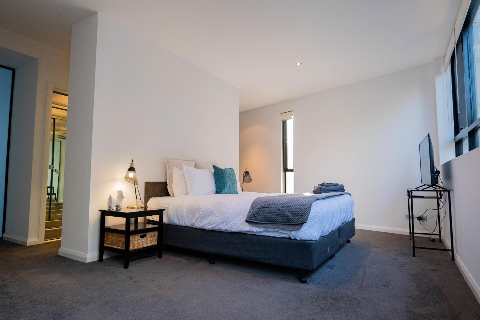 Large Executive 3 Bedroom Yarralumla Ngoại thất bức ảnh