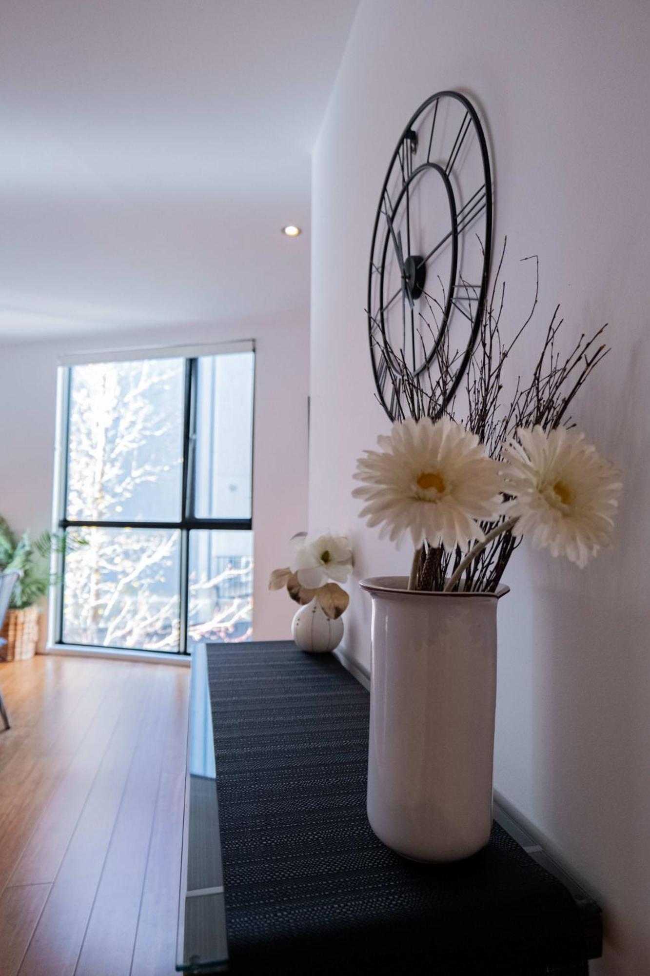 Large Executive 3 Bedroom Yarralumla Ngoại thất bức ảnh