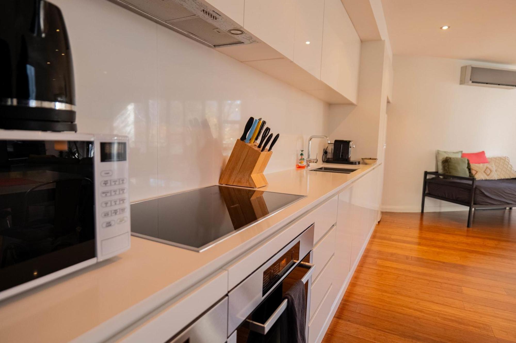 Large Executive 3 Bedroom Yarralumla Ngoại thất bức ảnh