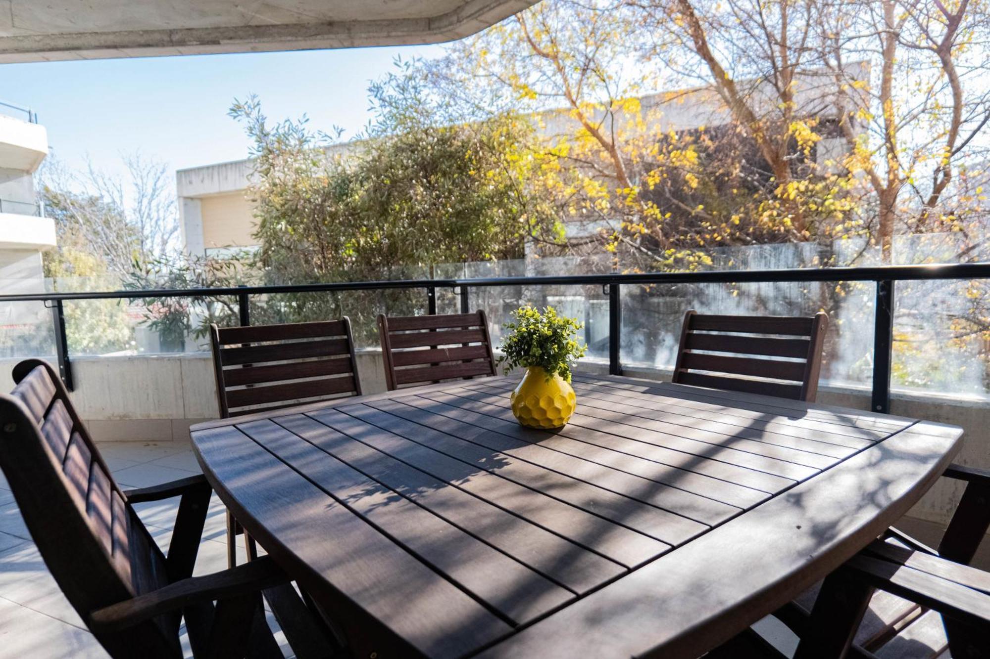 Large Executive 3 Bedroom Yarralumla Ngoại thất bức ảnh