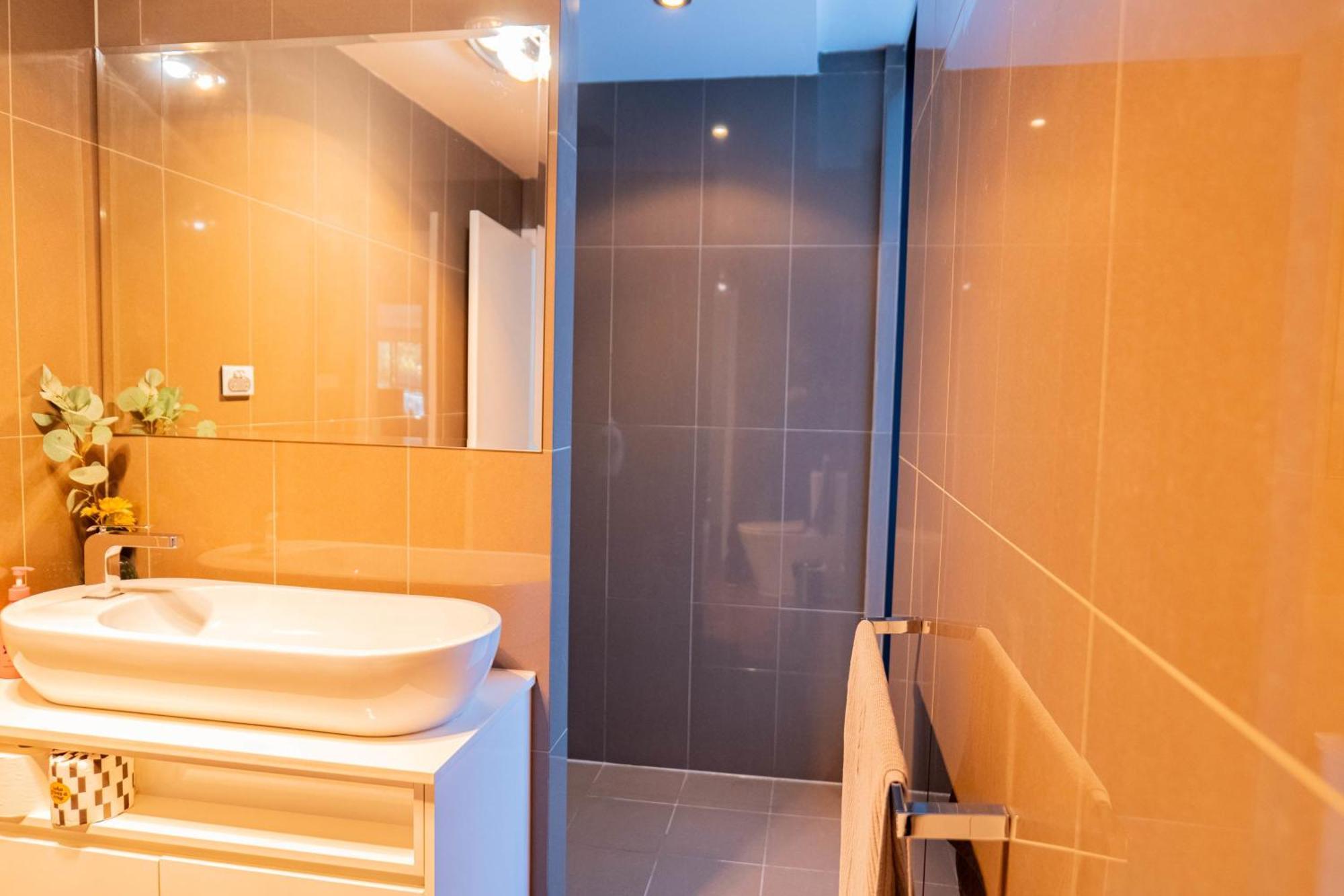 Large Executive 3 Bedroom Yarralumla Ngoại thất bức ảnh